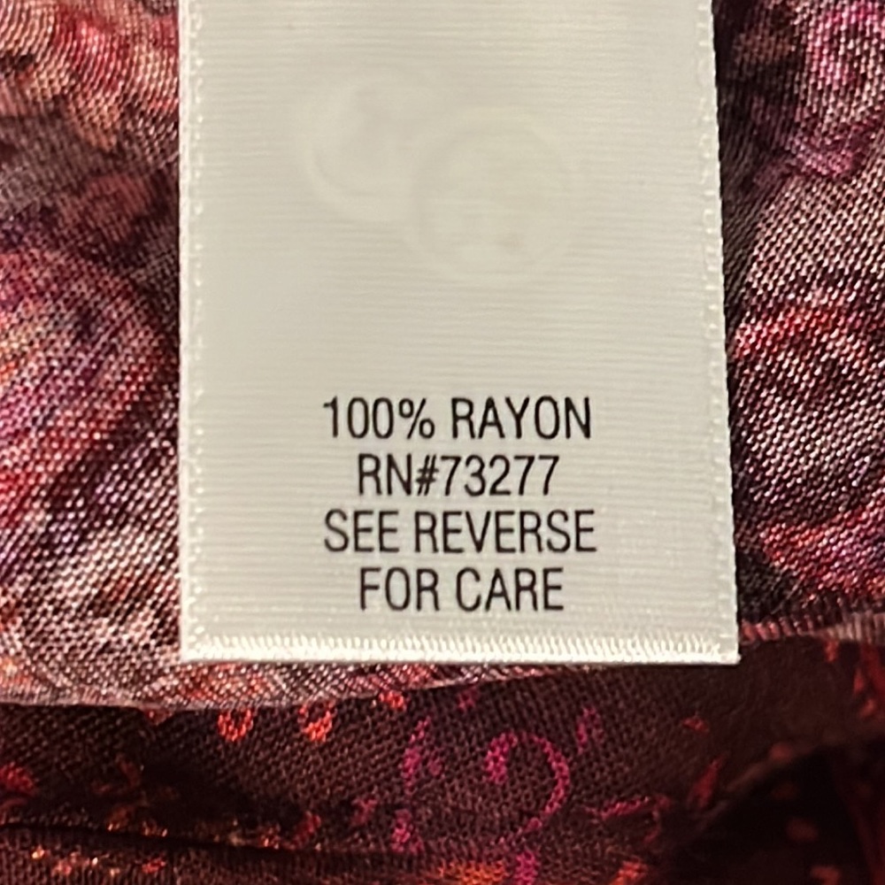 Croft & Barrow Blouse‎ V Neck Size XL Burgundy Paisley Print - Picture 10 of 11